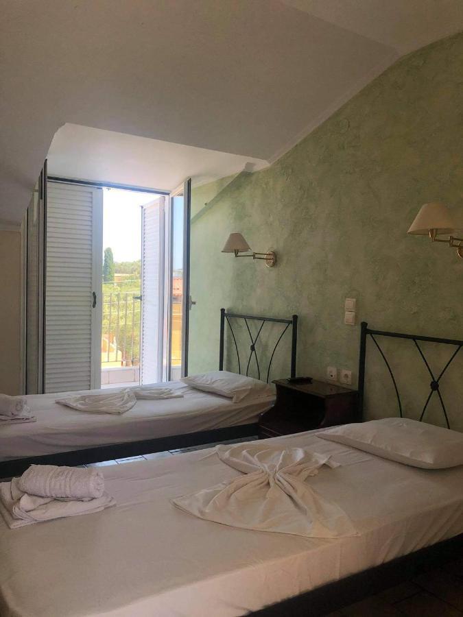 Piccadilly Aparthotel Alykes  Bagian luar foto